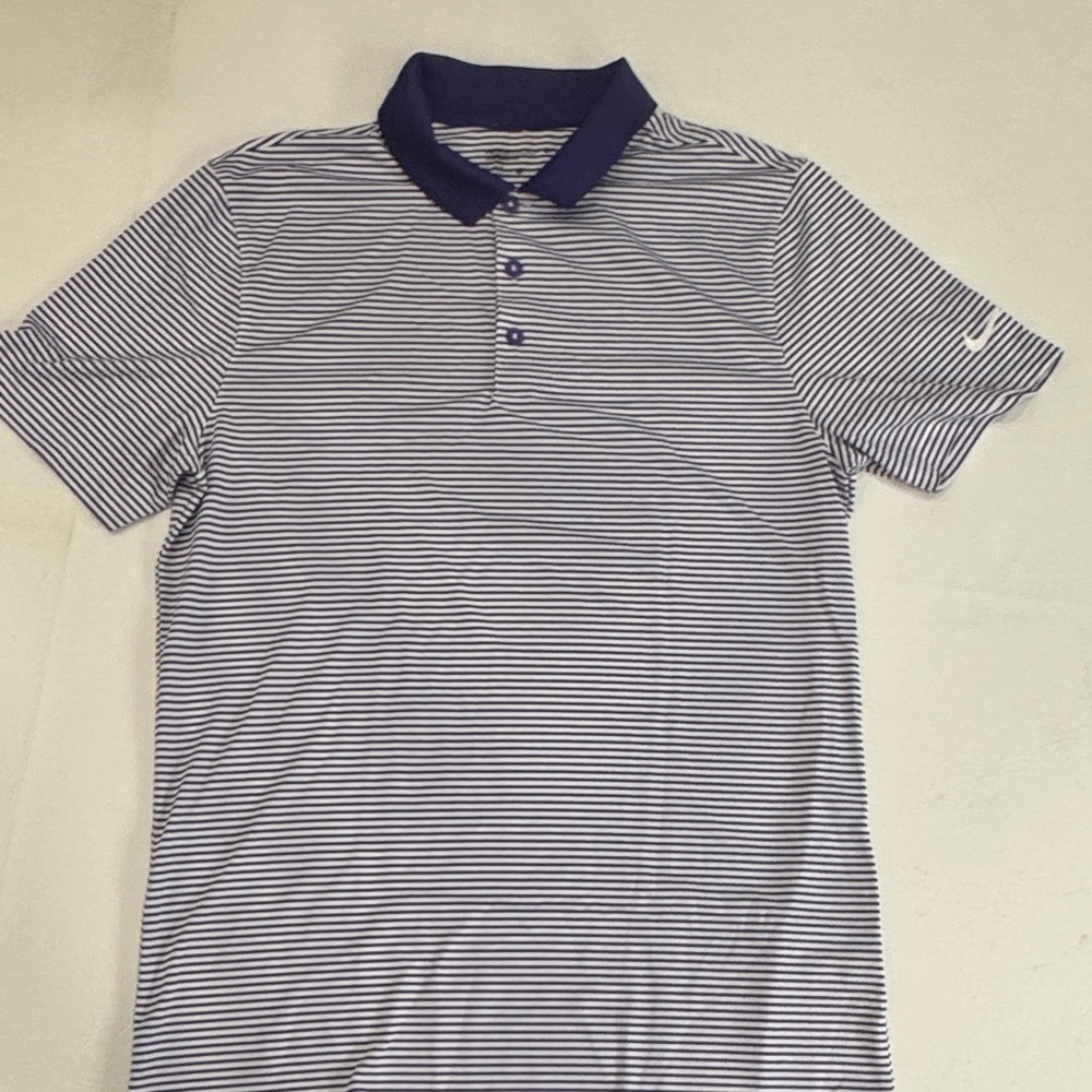Nike Golf Men's small Purple and White Striped Polo Shirt like new standard fit
